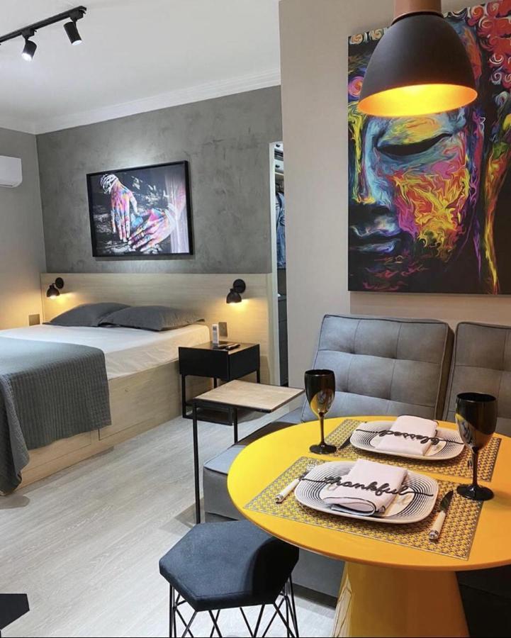 Studio Moderno - Jardins: Cama Queen, Ar E Garagem São Paulo Kültér fotó